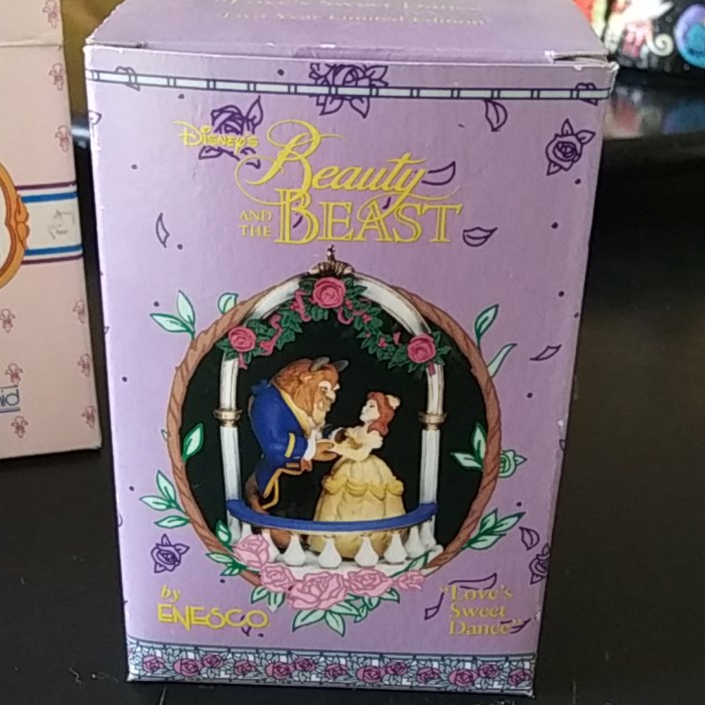 Vintage Beauty and the Beast - Picture 8 of 16